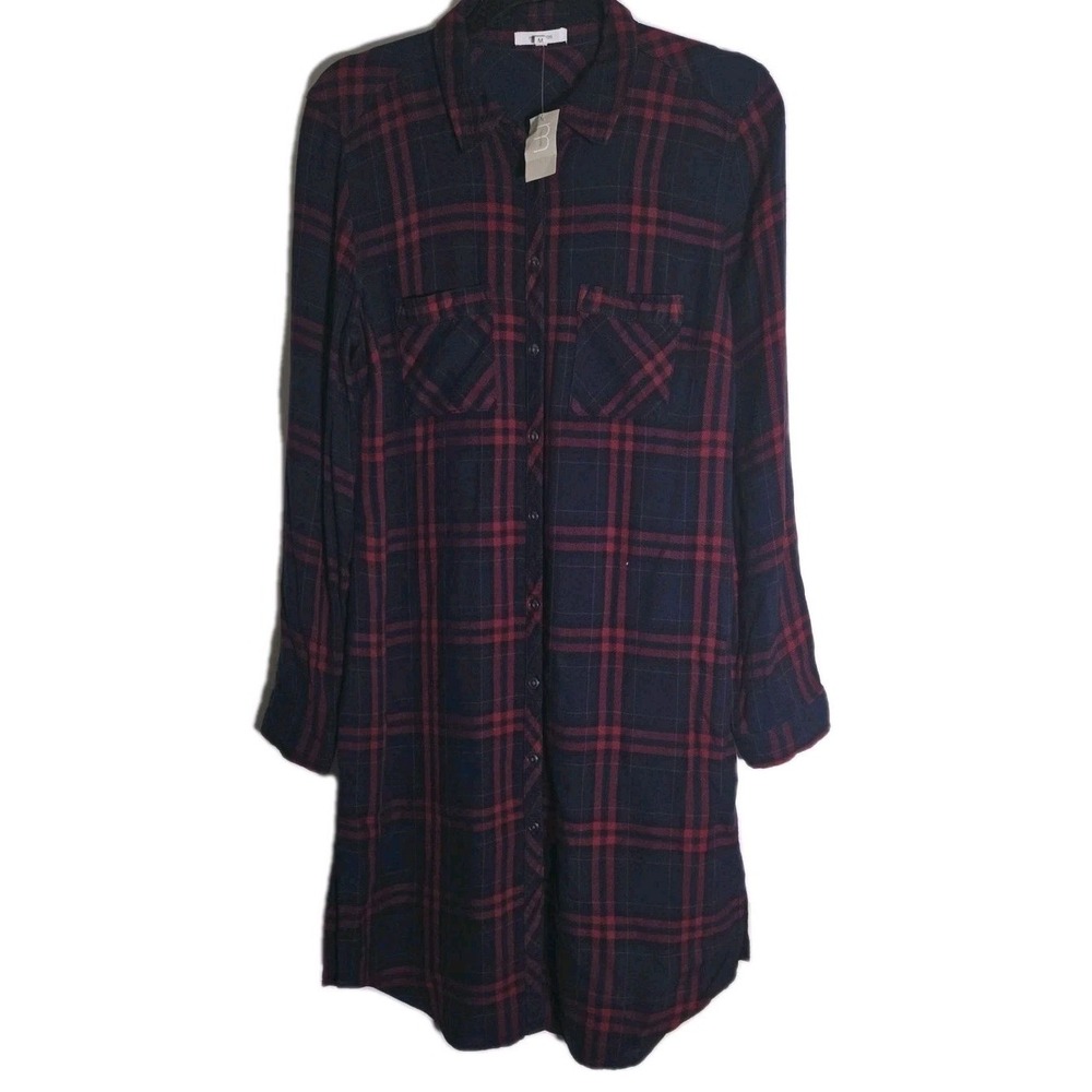 Maurices Womens Plaid Flannel Tunic Shirt Med Red Navy Button Down Long Sleeve